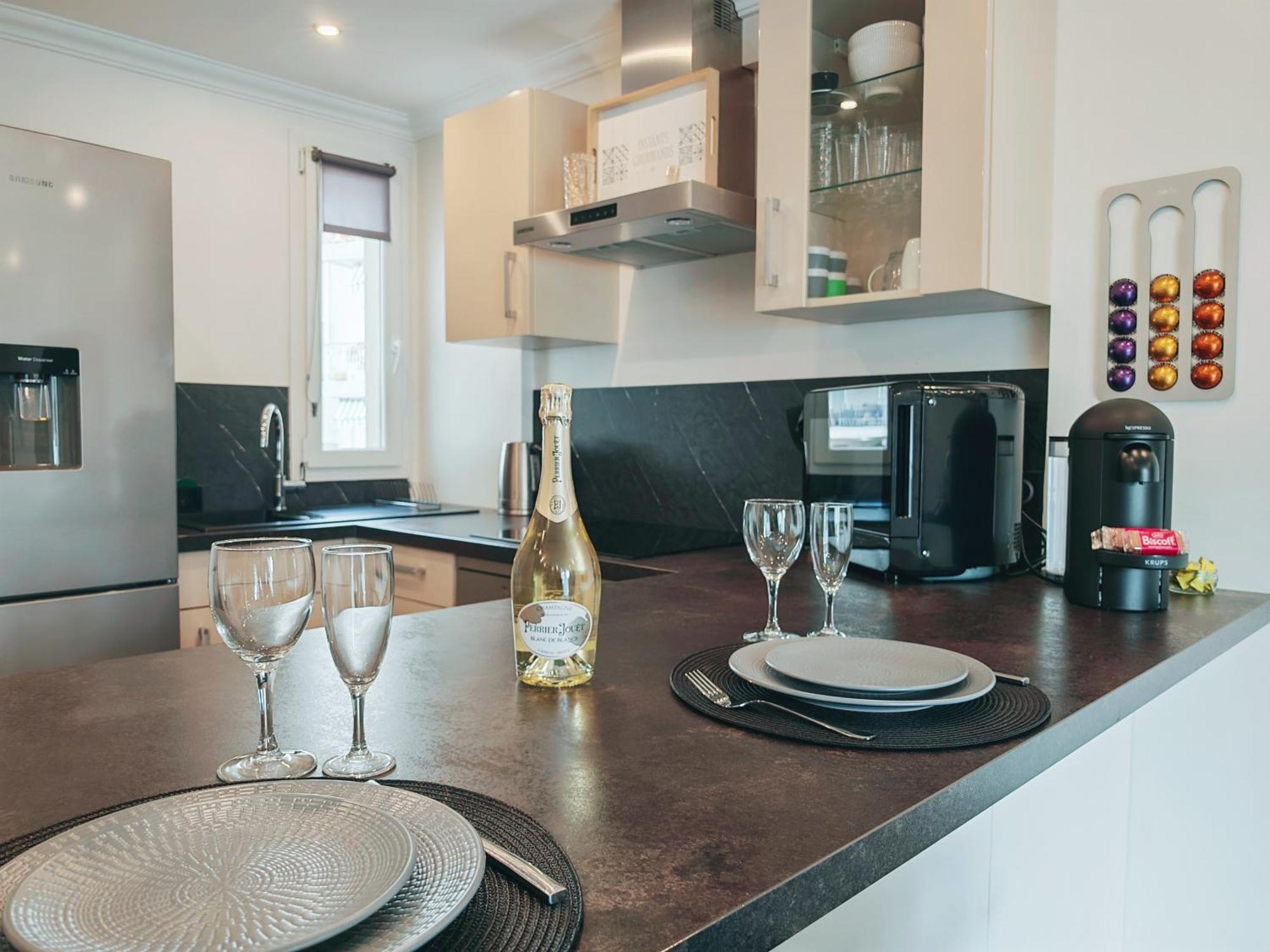 Appartement Magnifique Le Cannet,cannes, Parking, Wifi *